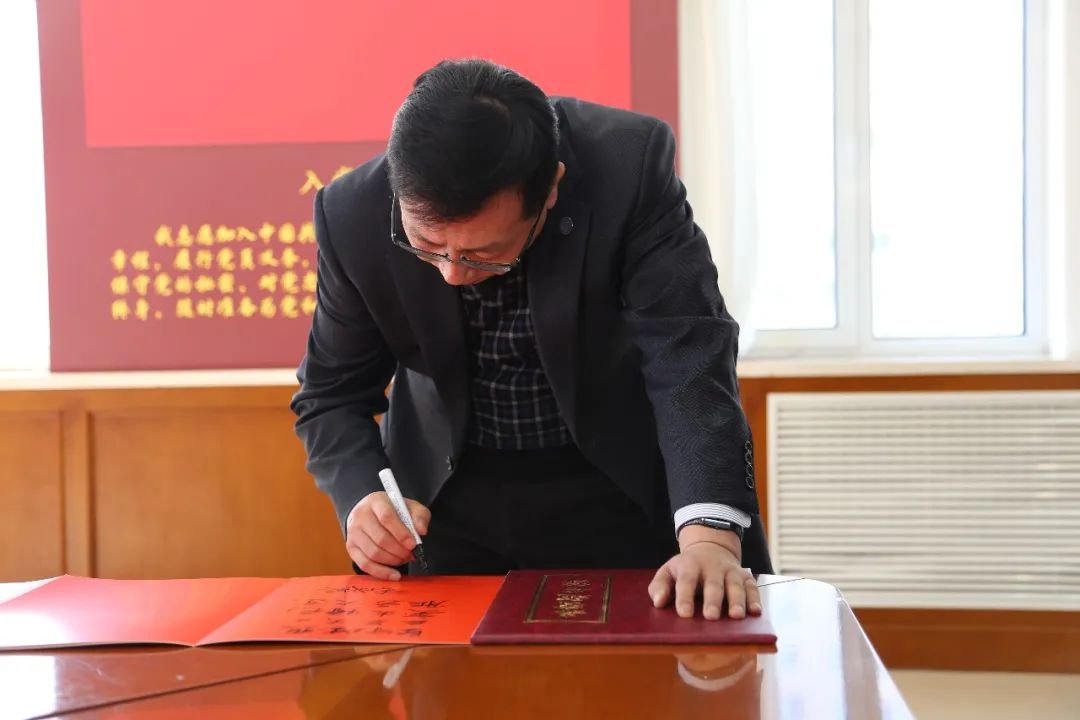 https://mmbiz.qpic.cn/mmbiz_jpg/B14dOictS8Lo0u8OMicEIsjKOHg6zzLibibRSfhIXaprcqxFFl5Nu5dyibxhEYmbbcqqoh8yfmubw7tEtRA19cNG5sA/640?wx_fmt=jpeg